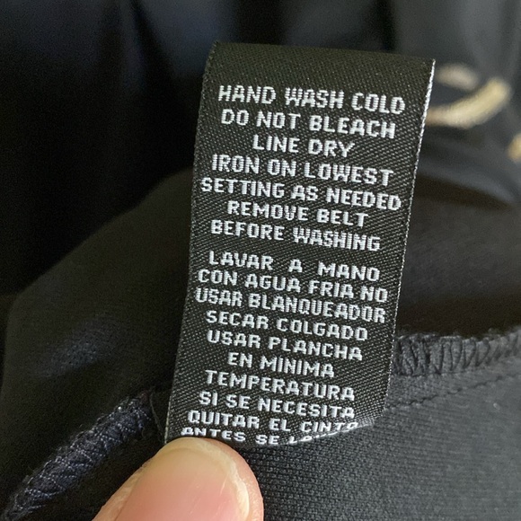 Black party dress with gold embroidered tulle, size 18 - Picture 9 of 9